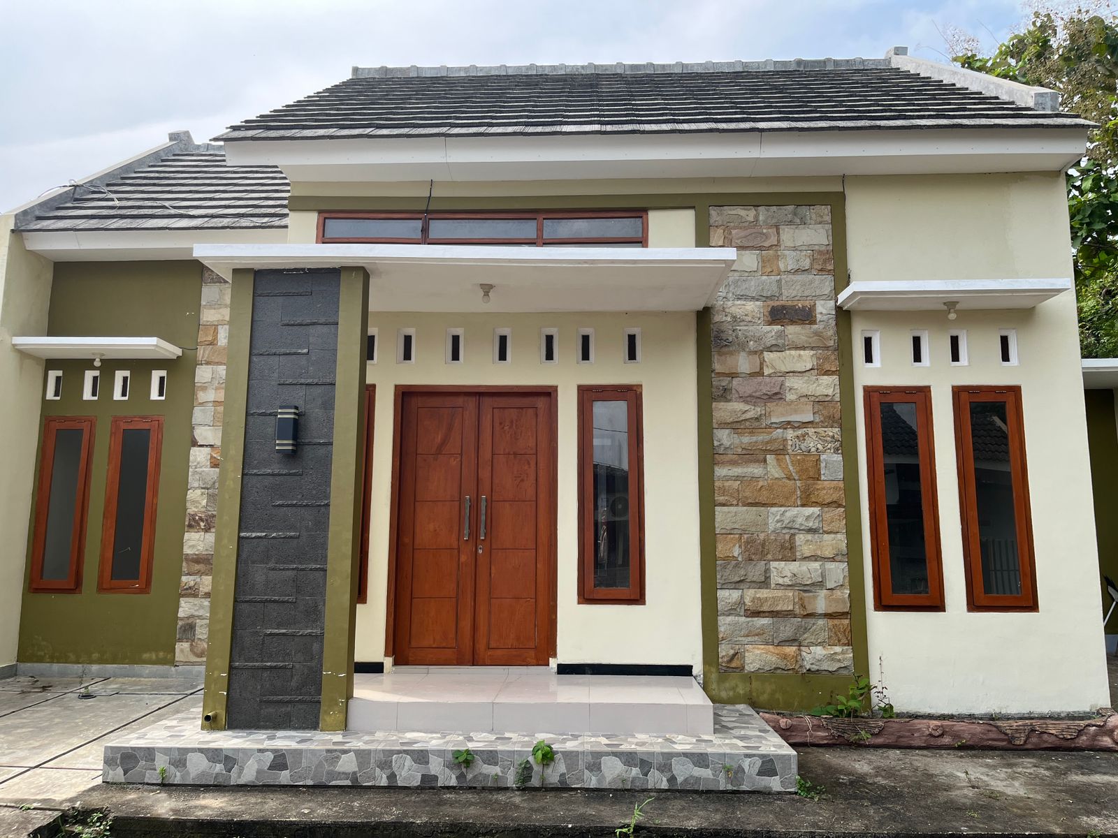 Tampak rumah Griya Permata Asri